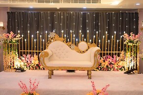 Hotel Gurveer Royal
