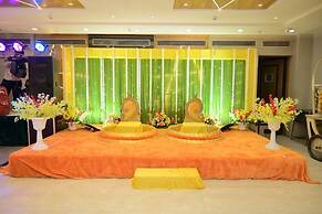 Hotel Gurveer Royal