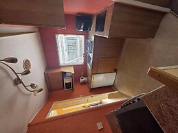 Twin Ayre Cabin Retreat, Welshpool