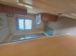 Twin Ayre Cabin Retreat, Welshpool