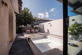 Arcadia Anyin Lishi Dayuan Hotel