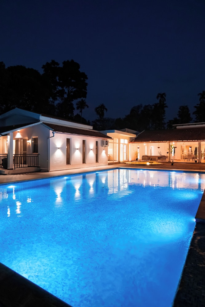 ELIVAAS Tranquility 5BHK PetFriendly