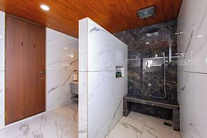 ELIVAAS Tranquility 5BHK PetFriendly