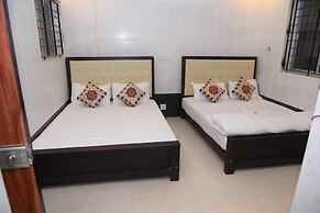 Hotel Royal Inn By Glitz