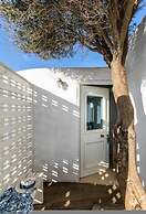 Meltemi Beach House by Opus