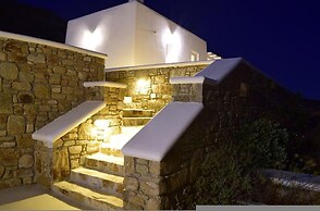 Opus Apartment by Mykonian Hospitality