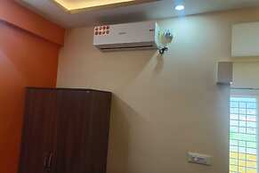 NEW SURYA DELUXE BOARDING AND LODGING
