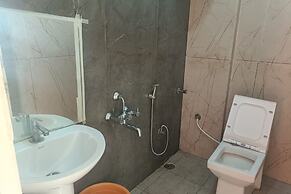NEW SURYA DELUXE BOARDING AND LODGING