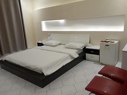 Corniche Palace Hotel