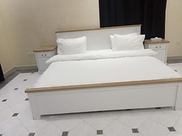 Corniche Palace Hotel