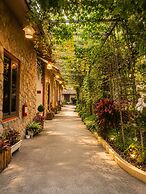 Trang An Peaceful Retreat