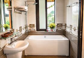 Trang An Peaceful Retreat