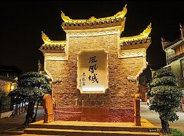 Fenghuang Meomory Riverview Inn