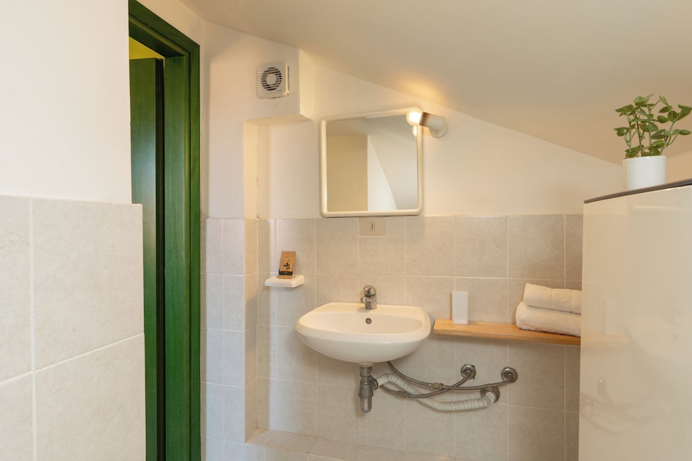 Calanchi Apartments