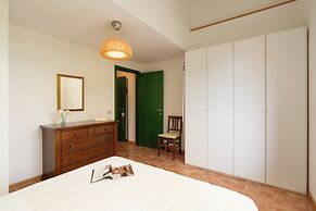 Calanchi Apartments