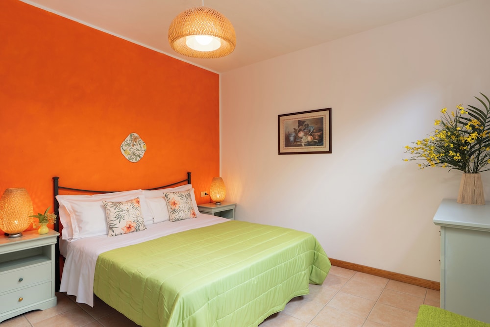 Calanchi Apartments