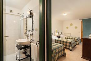 Calanchi Apartments
