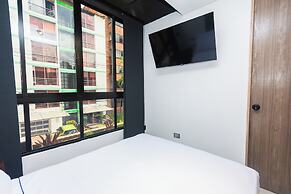 Hotel Distrito 70 Living