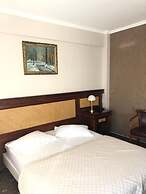 Hotel President Scornicesti