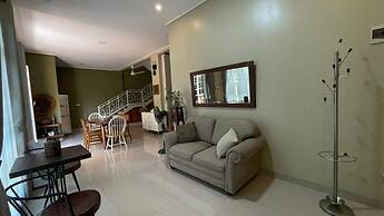 Cozzy Alam Sejuk Villa