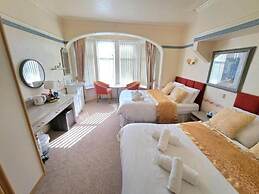 Oyo Lily Hotel Blackpool
