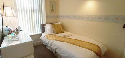 Oyo Lily Hotel Blackpool