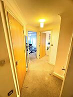 City Centre - Sleeps 2 - Wifi Parking Projector