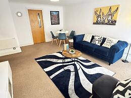 City Centre - Sleeps 2 - Wifi Parking Projector