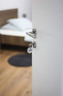Rooms & Glamping Lana Haus
