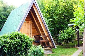Rooms & Glamping Lana Haus
