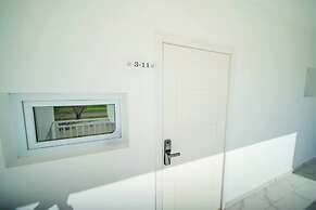 Work & Relax Studio Pools & Fast Wi-fi in SOV