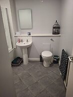 Cm Belfast Apartment Central Location, Modern Comfort