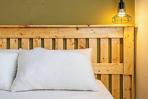 Nordic-inspired Rustic Minimalist Condo