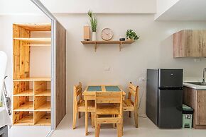 Nordic-inspired Rustic Minimalist Condo