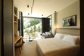 Villa Carla Suites