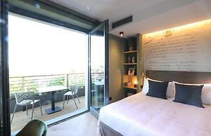 Villa Carla Suites