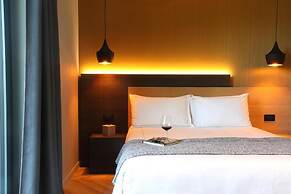 Villa Carla Suites