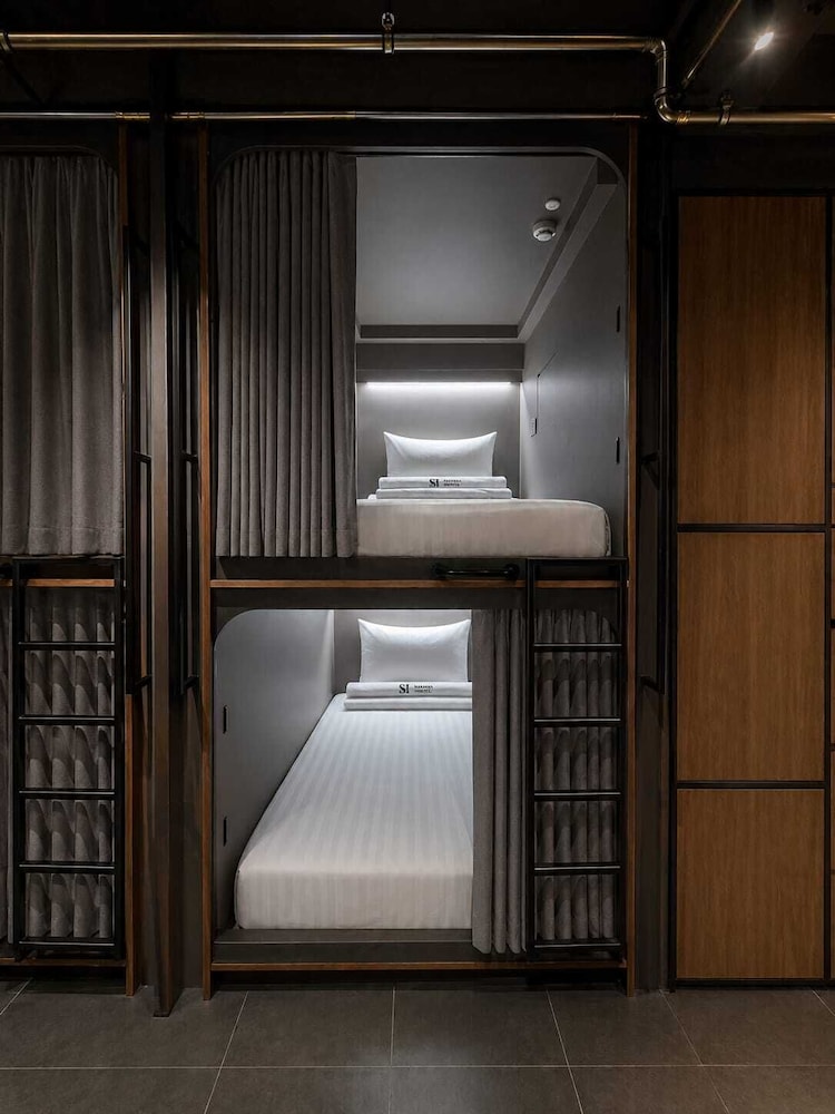 Straits Heritage Hostel