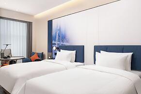 Hampton by Hilton Guangzhou Changlong Wanbo Center