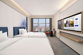 Hampton by Hilton Guangzhou Changlong Wanbo Center