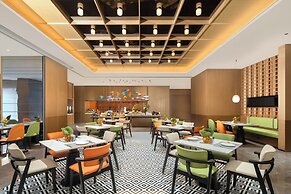 Hampton by Hilton Guangzhou Changlong Wanbo Center