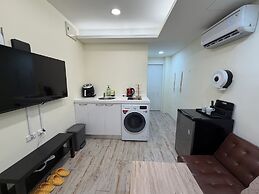 Qinn Apartment