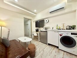 Qinn Apartment