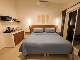Tayga studios Cancun
