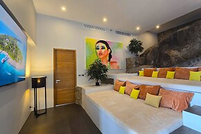 Villa Ray