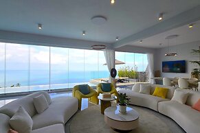 Villa Ray