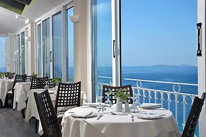 Marilena Sea View