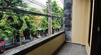 AB Hotel Kuta