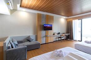 Azana BeSt Hotel Batu