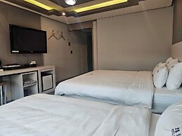 Ocean View Haute Hotel